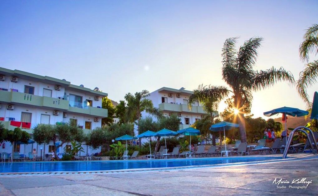 Resol Hotel Влихада Экстерьер фото